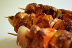 barbecued_chicken_brochette_hires